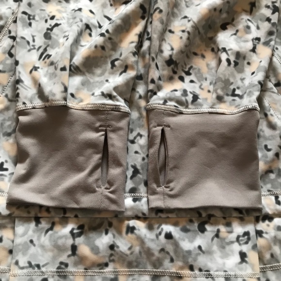 Lululemon Lightened Up Pullover Activewear Outerwear - Picture 5 of 5